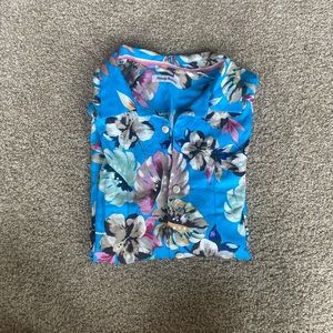 Tommy Bahama beach floral shirt